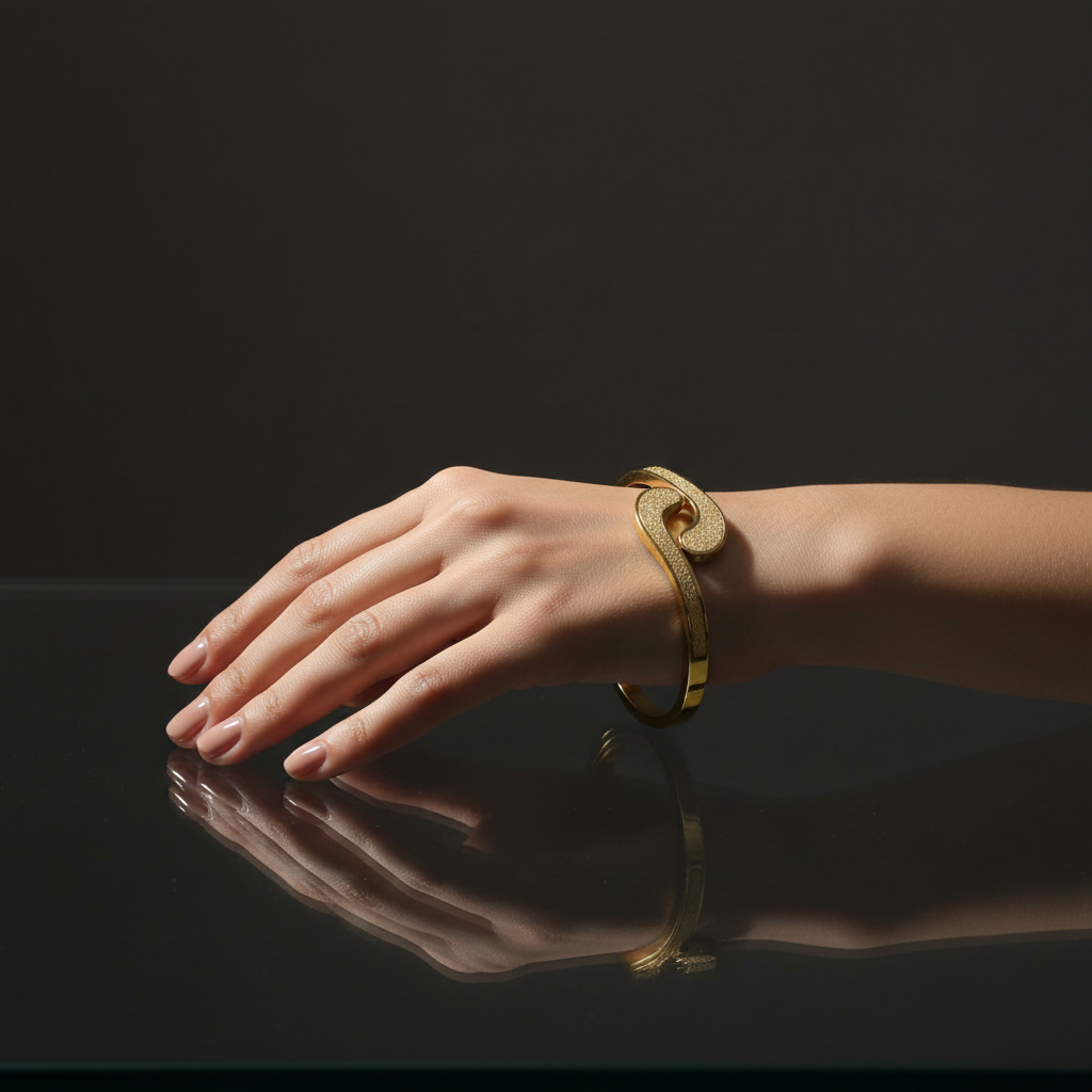 18K Gold Plated Hook Closure Bracelet