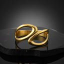 Elegant 18K Gold-Plated Oval Rings Bracelet