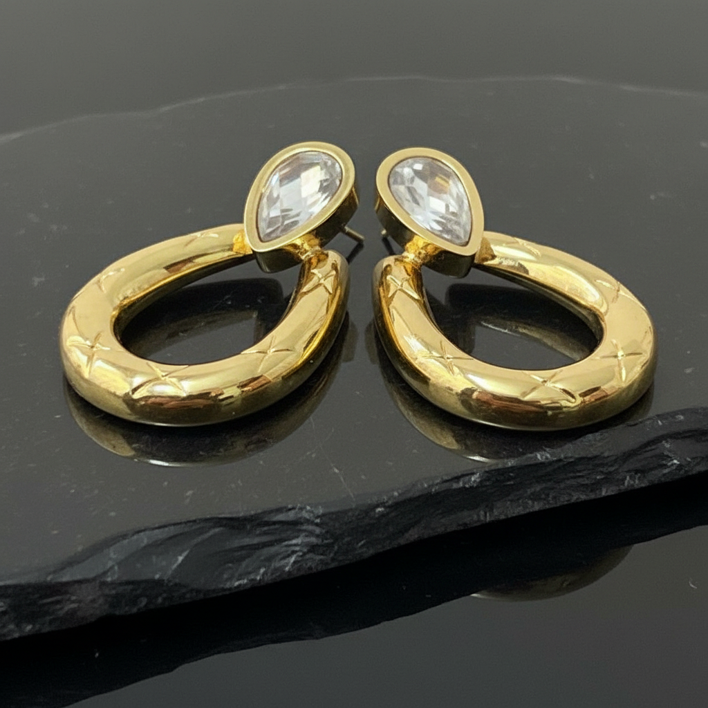 [1] 18K Gold-Plated Teardrop Hoop Earrings